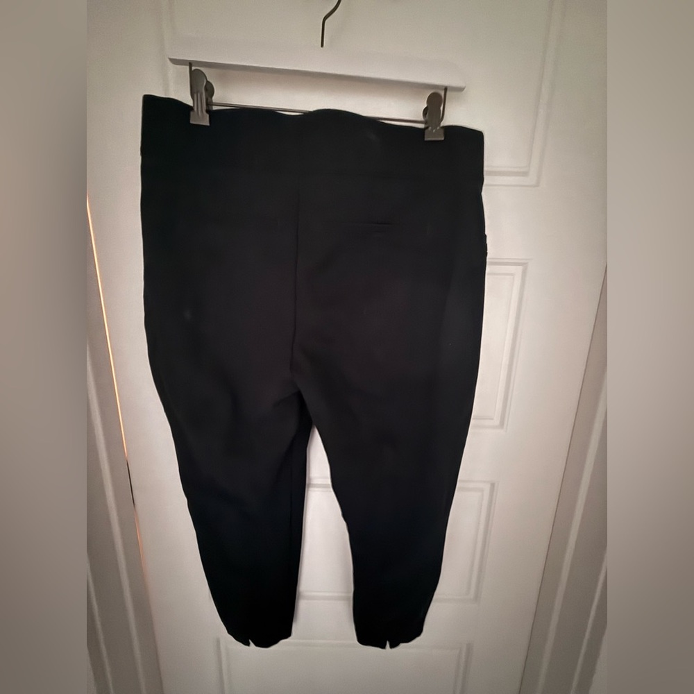 SPANX Black Ankle & Cropped Ponte Pants - Picture 6 of 11